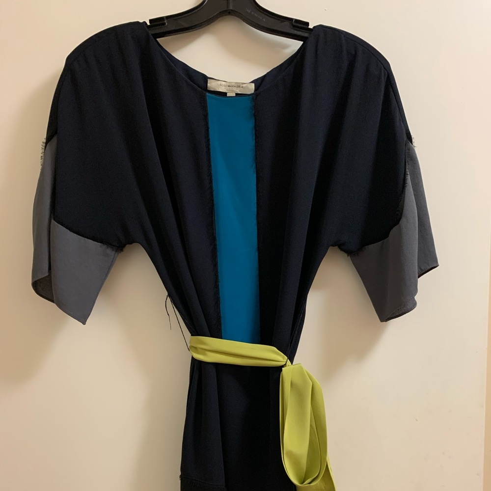 BCBG RUNWAY Color Block Shift Dress